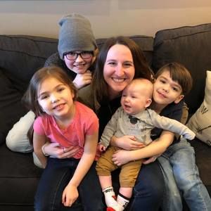 Meet your Posher, Laura